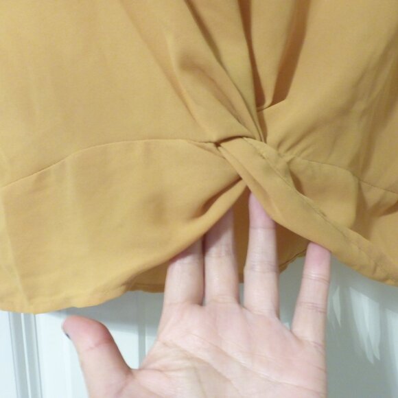 FOREVER 21 mustard yellow semi-sheer boxy sleeves top - Picture 5 of 7